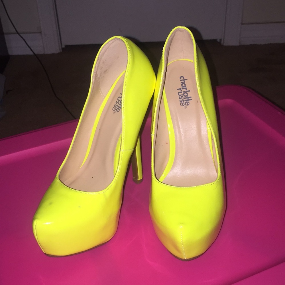 Size 6 Neon Yellow Charlotte Russe high heels